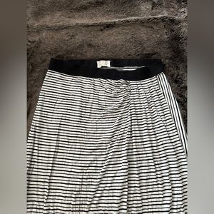 Lou and grey maxi skirt